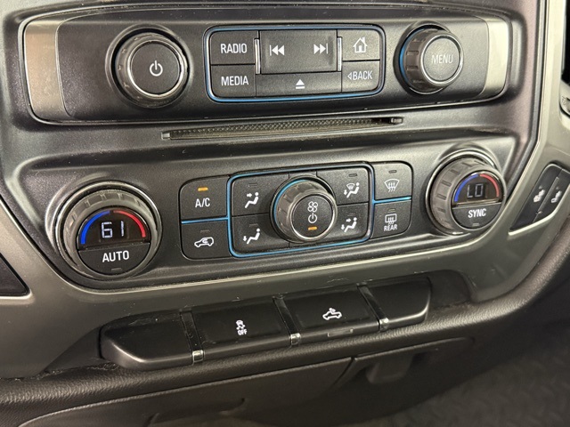 2016 Chevrolet Silverado 1500 LT photo 21