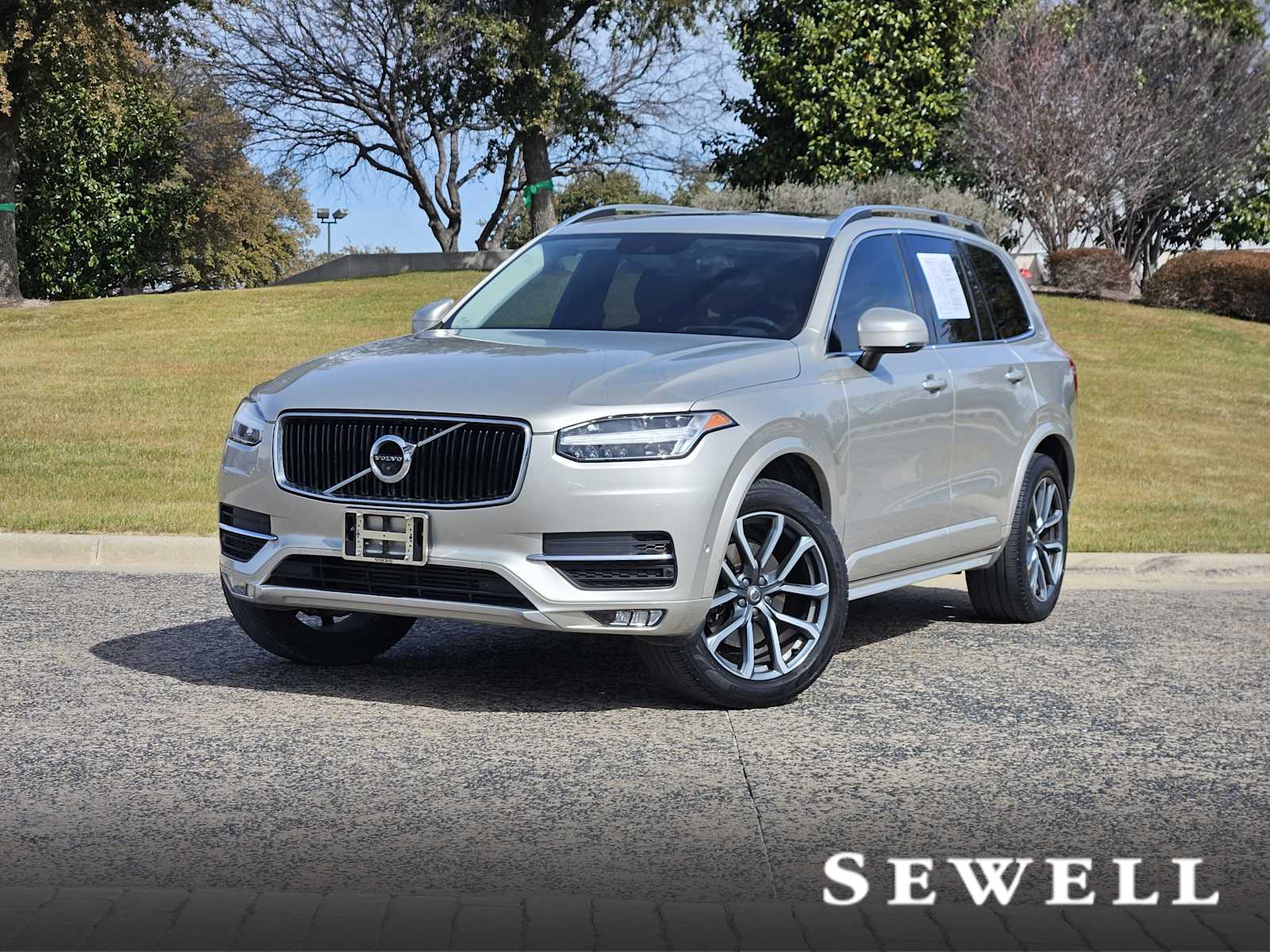 2018 Volvo XC90 Momentum