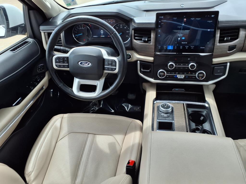 2023 Ford Expedition Limited photo 4