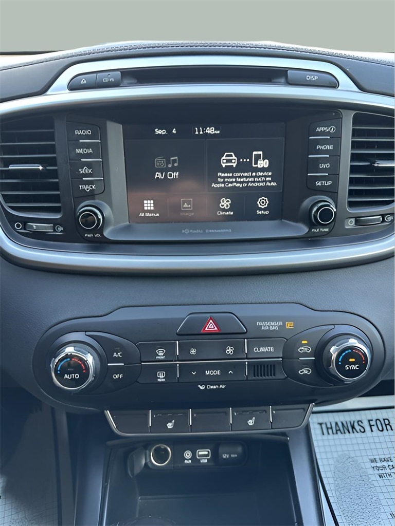 2017 Kia Sorento LX photo 26
