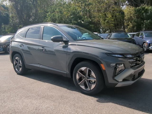 2025 Hyundai Tucson SEL photo 2