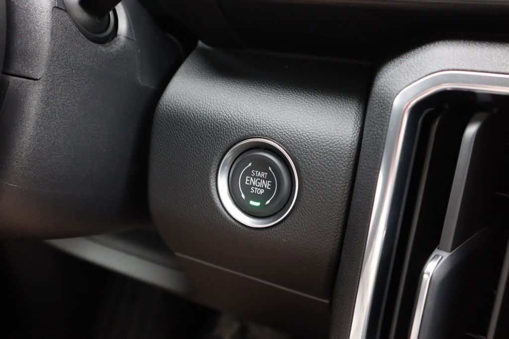 Ee68318f28f2a2f4981f7de4f8ed3a25