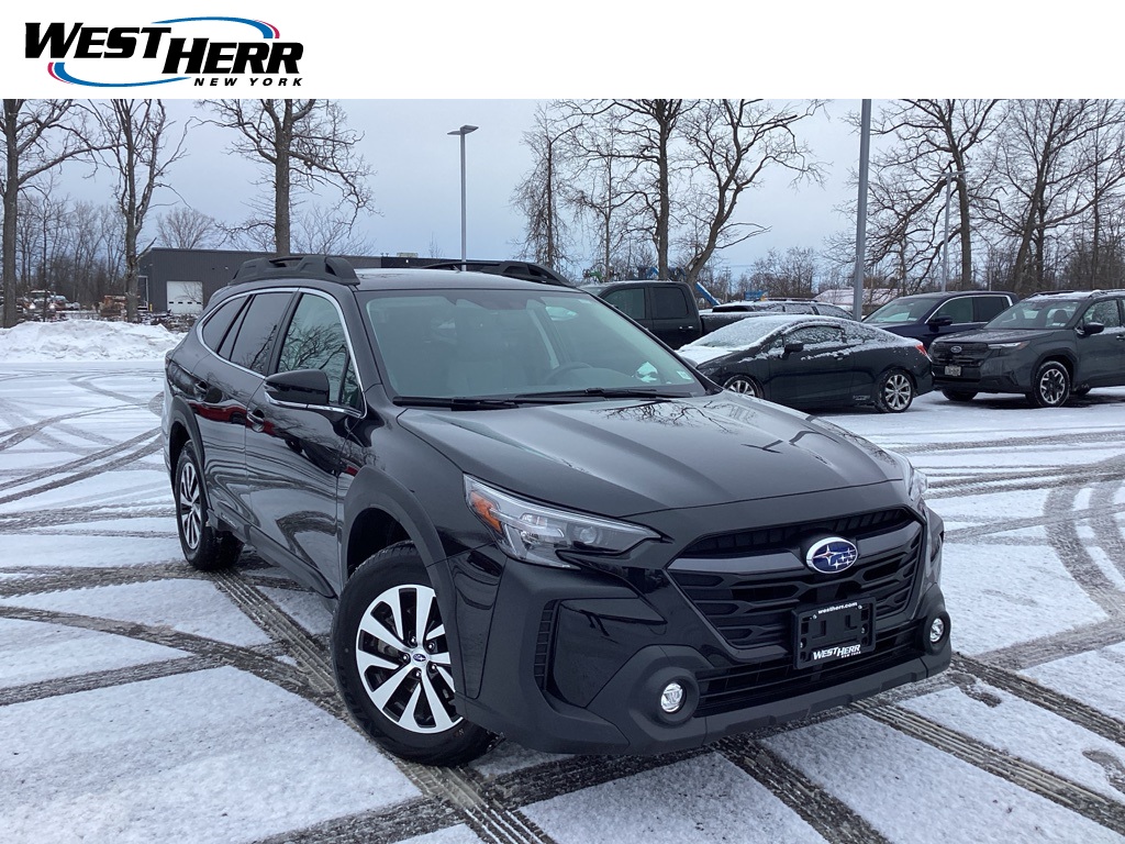 2025 Subaru Outback Premium's photo