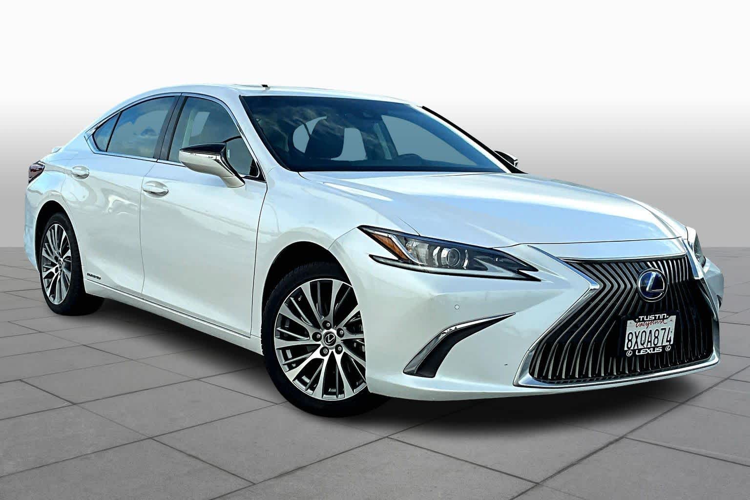2021 Lexus ES Premium photo 2