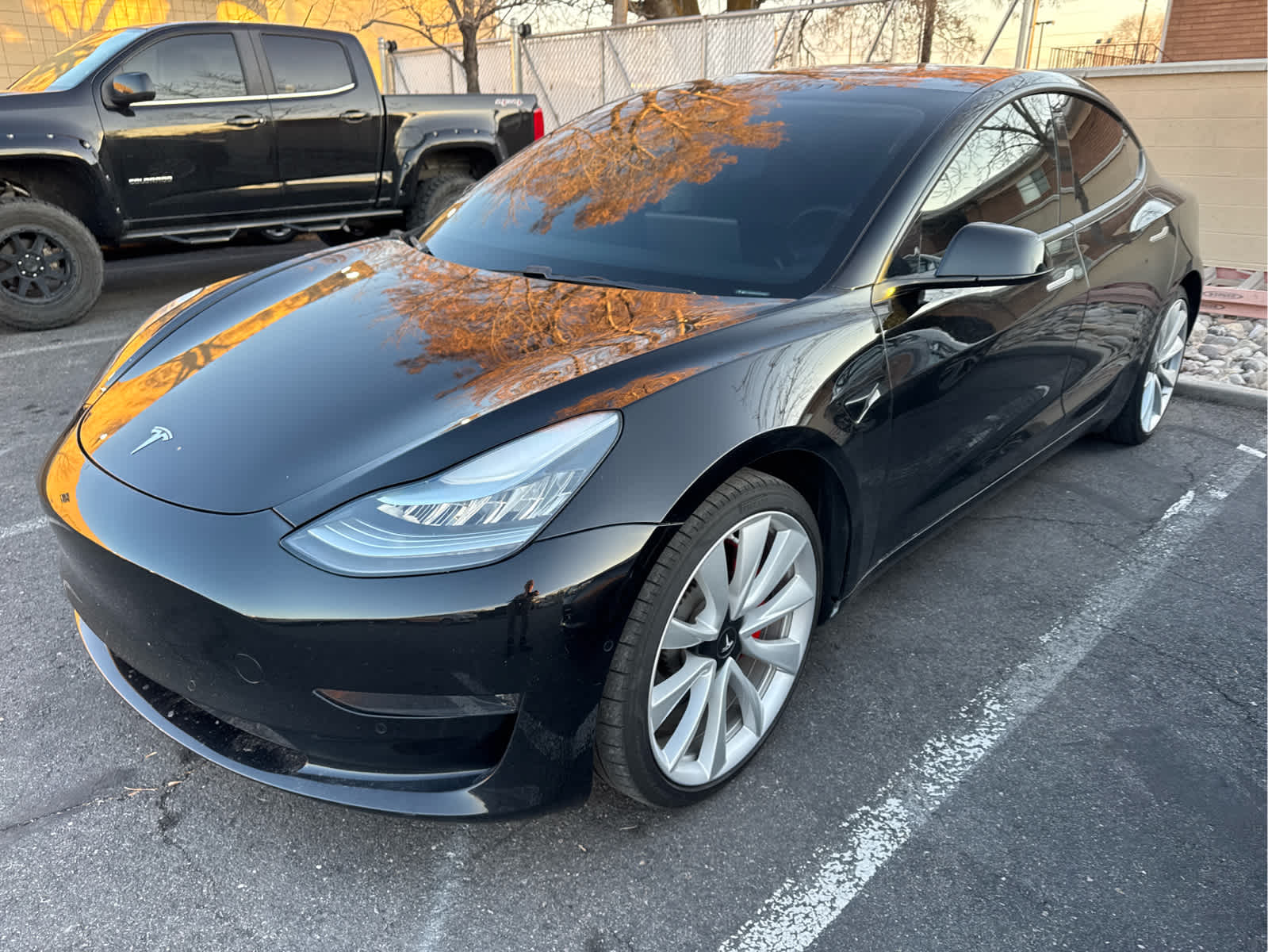 2019 Tesla Model 3 Long Range's photo