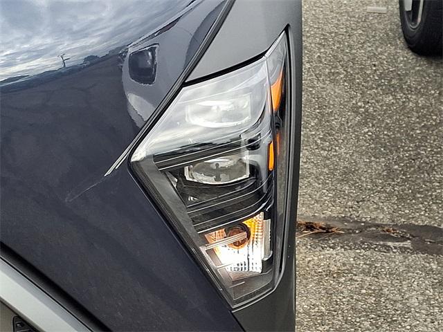 2026 Hyundai Kona SEL photo 4
