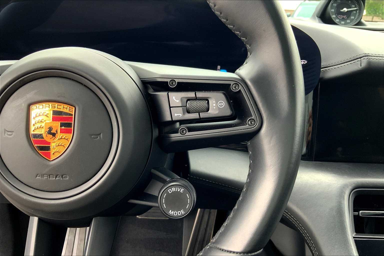 2022 Porsche Taycan GTS photo 20