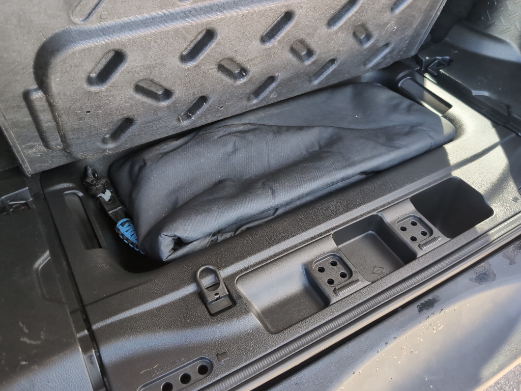 2014 Jeep Wrangler Unlimited Sport photo 25