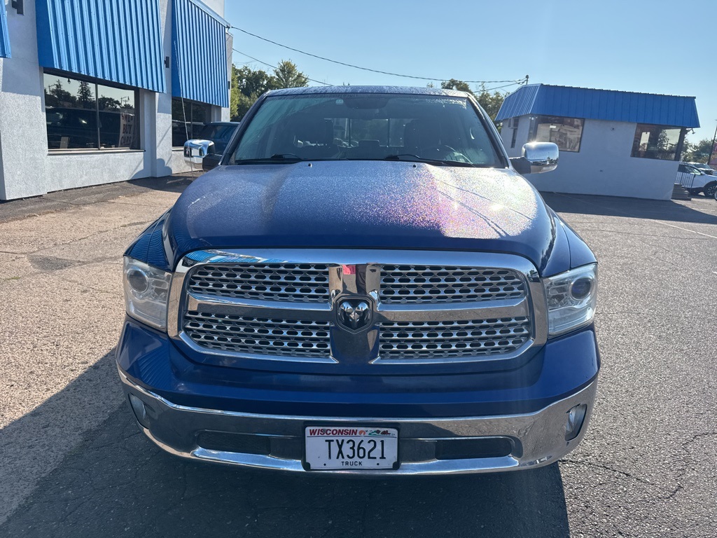 2014 Ram 1500 Laramie photo 3