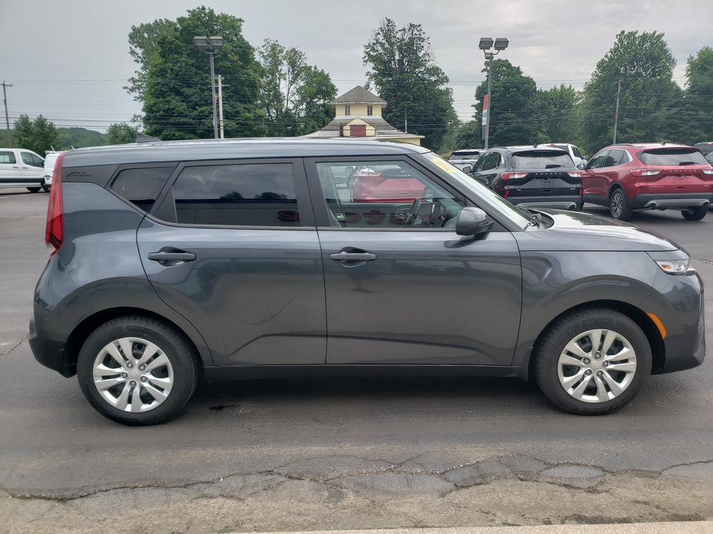 2020 Kia Soul LX S X-Line photo 11