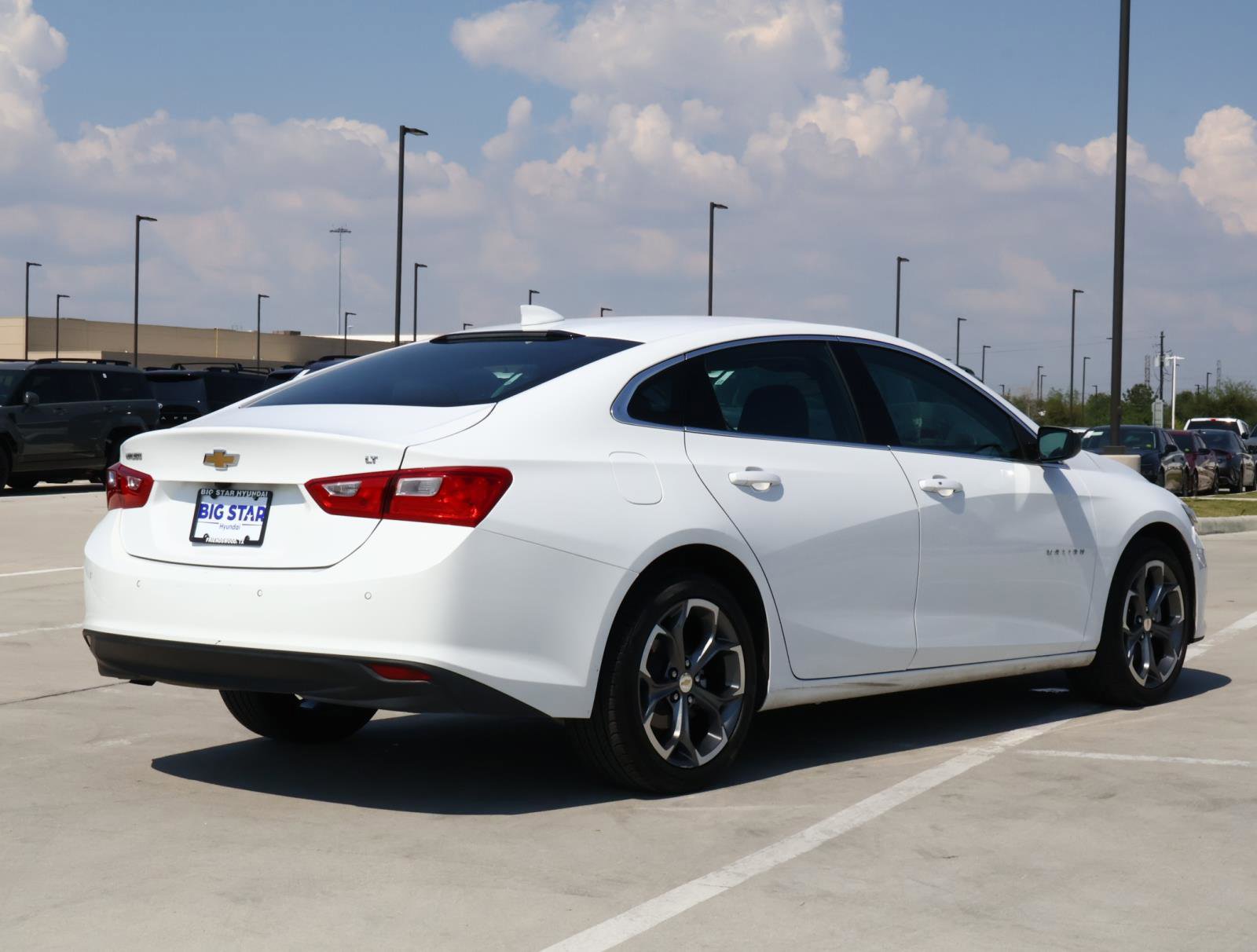 2024 Chevrolet Malibu 1LT photo 4