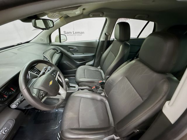 2021 Chevrolet Trax LT photo 18