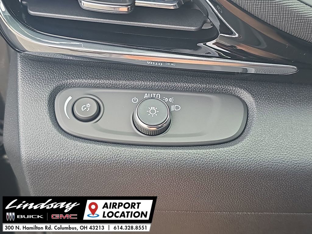 2025 Buick Envista ST photo 14