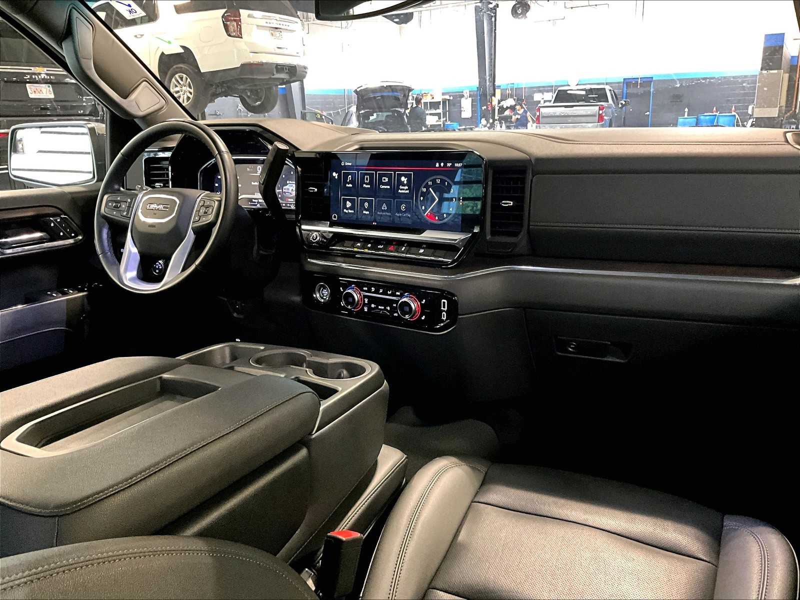 2024 Gmc Sierra 1500 SLT photo 13