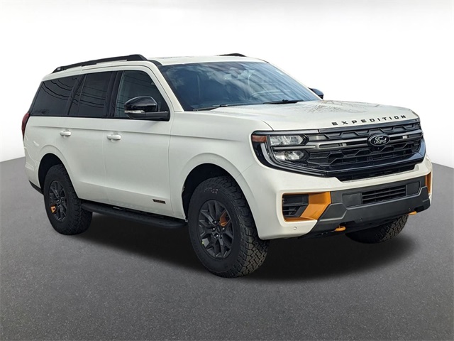 2025 Ford Expedition Tremor's photo