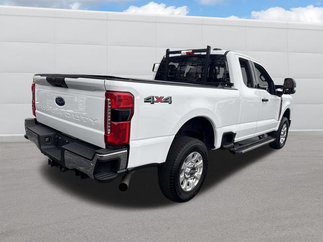 2024 Ford F-250 XLT photo 4