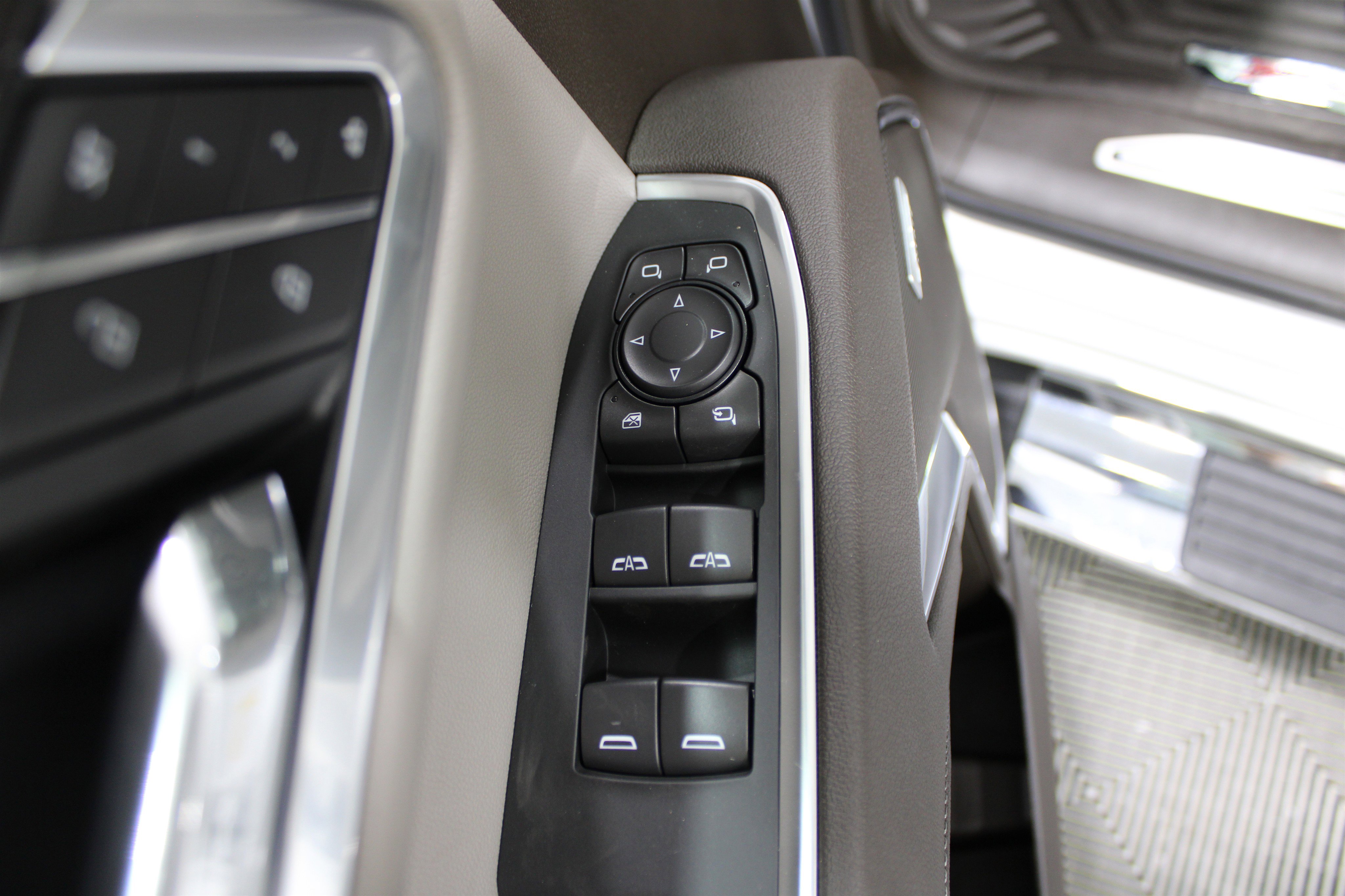 2026 Chevrolet Silverado 1500 LTZ photo 5