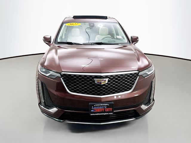 2022 Cadillac XT6 Premium Luxury photo 2