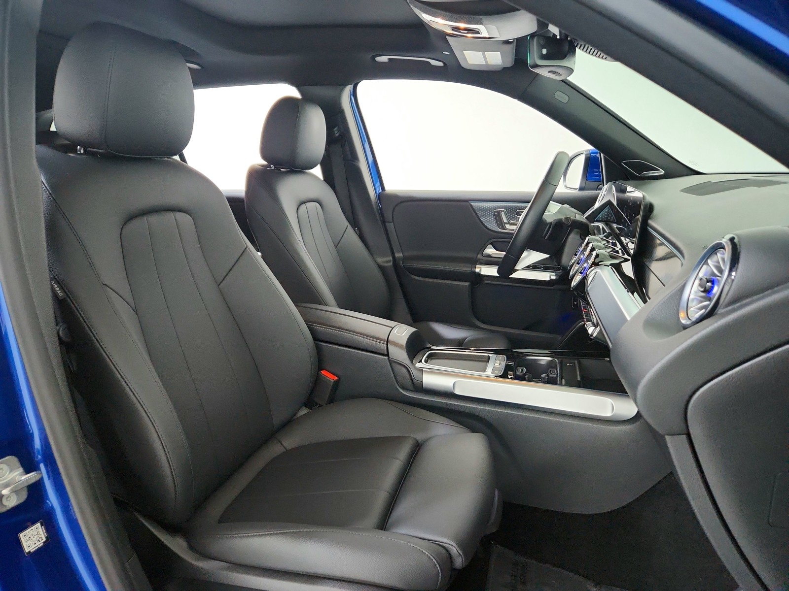 2024 Mercedes Benz GLB 250 photo 37