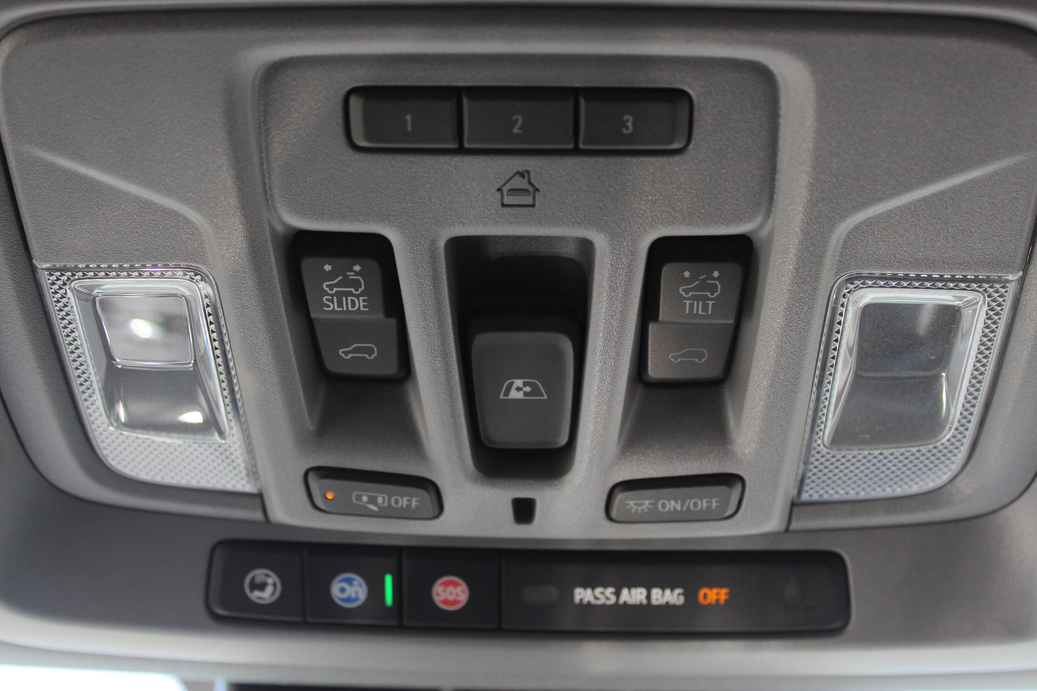 2025 Chevrolet Silverado 1500 LTZ photo 31