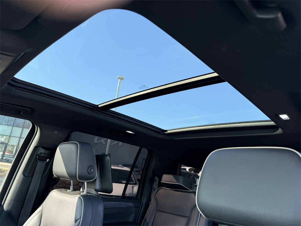 2021 GMC YUKON XL - Image 26