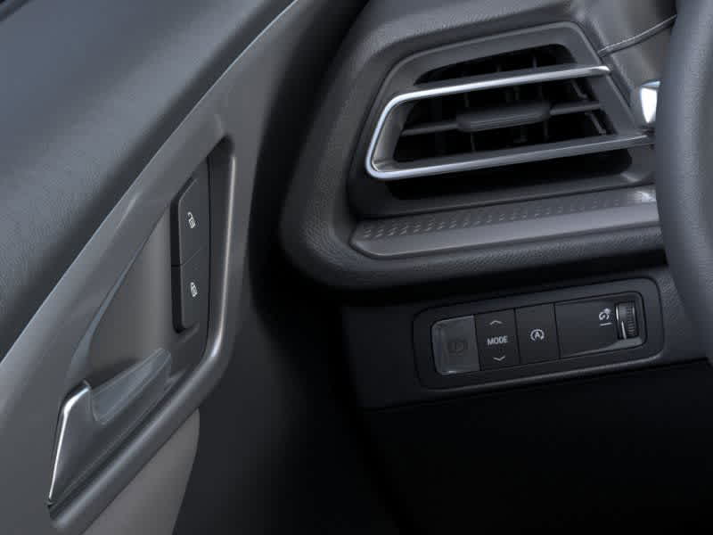 2025 Chevrolet Traverse photo 22