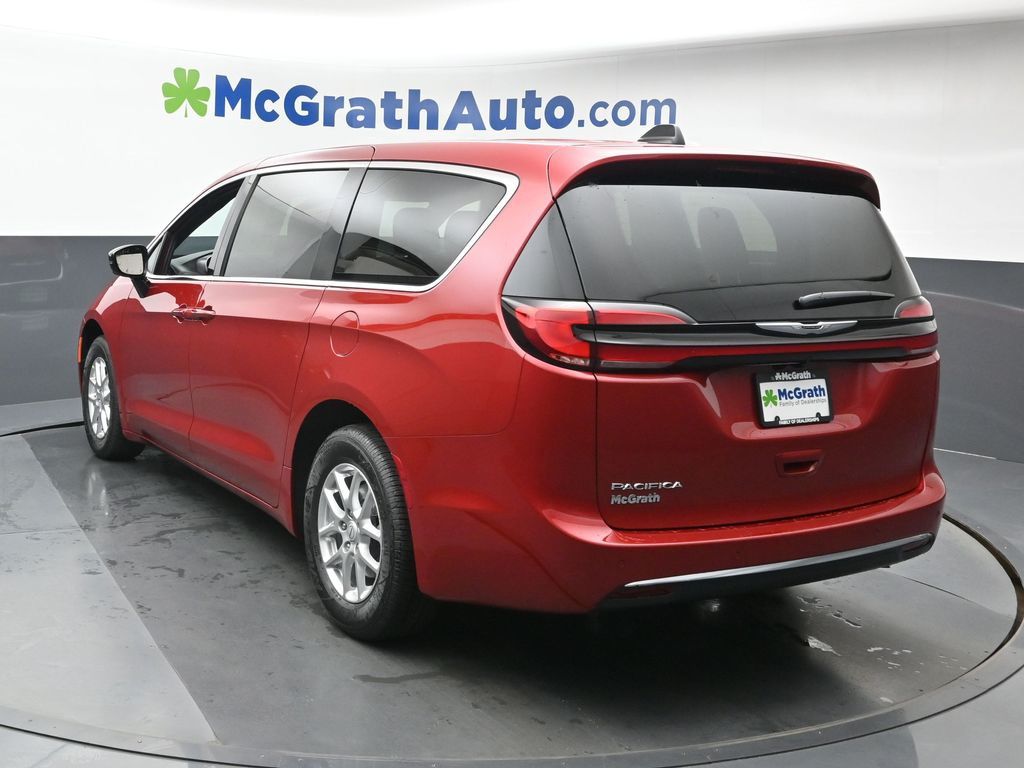 2026 Chrysler Pacifica photo 20