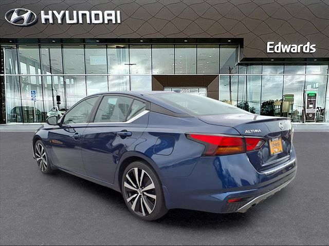 2022 Nissan Altima 2.5 SR photo 2