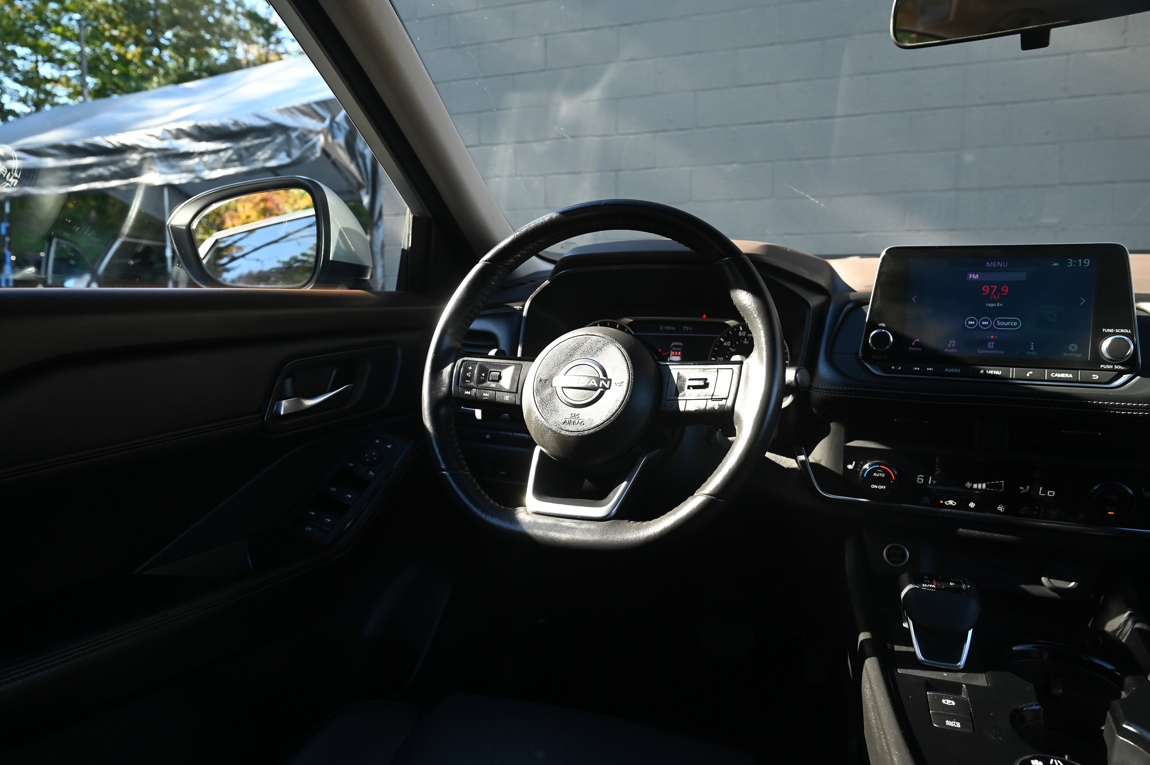 2023 Nissan Rogue SV photo 31
