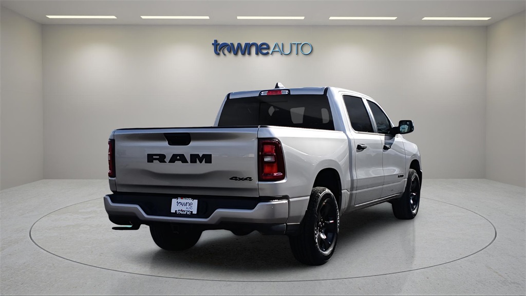 2025 Ram 1500 Tradesman photo 4