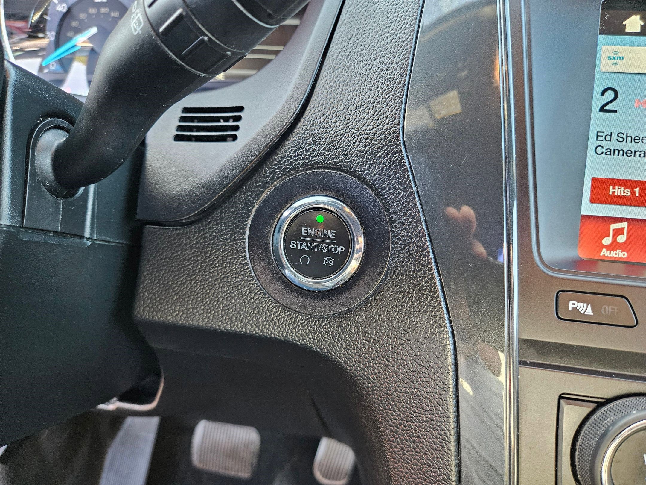 2018 Ford Explorer XLT photo 16