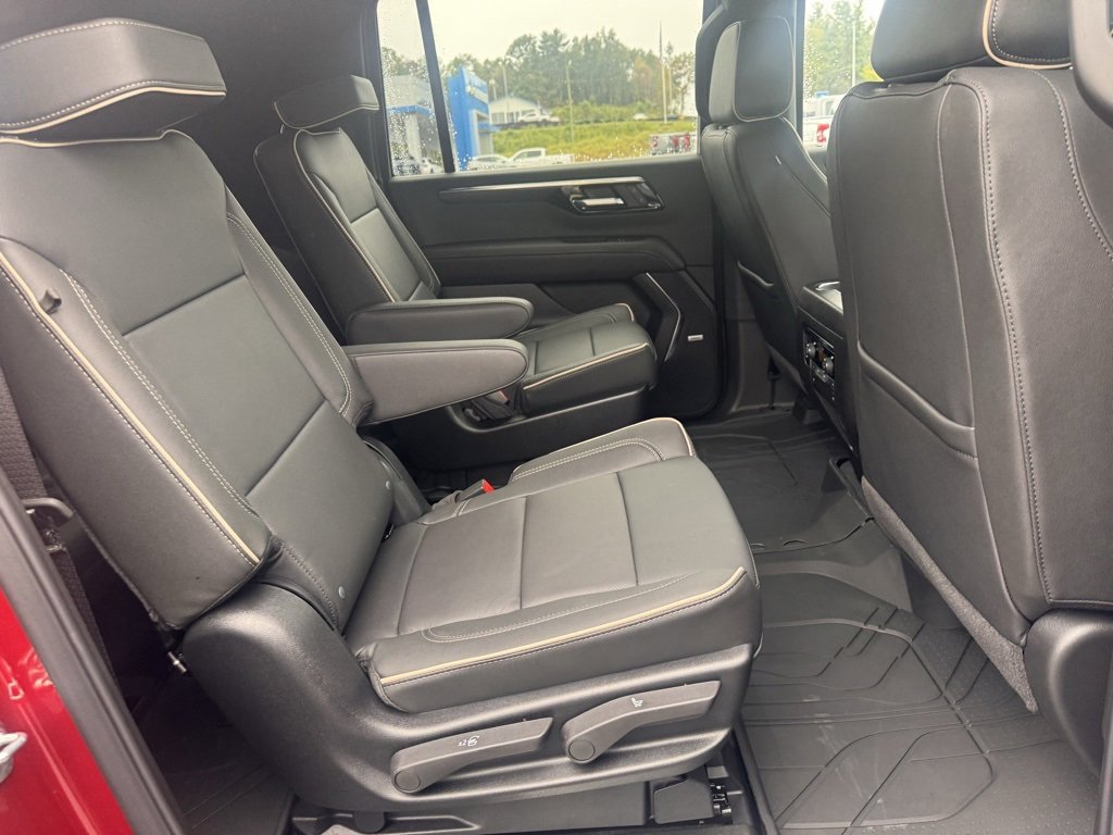 2026 Chevrolet Suburban Premier photo 26