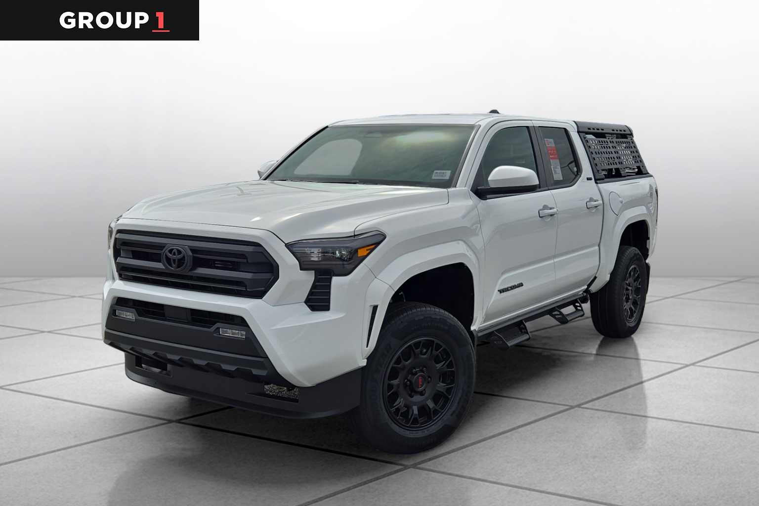 2025 Toyota Tacoma SR5's photo