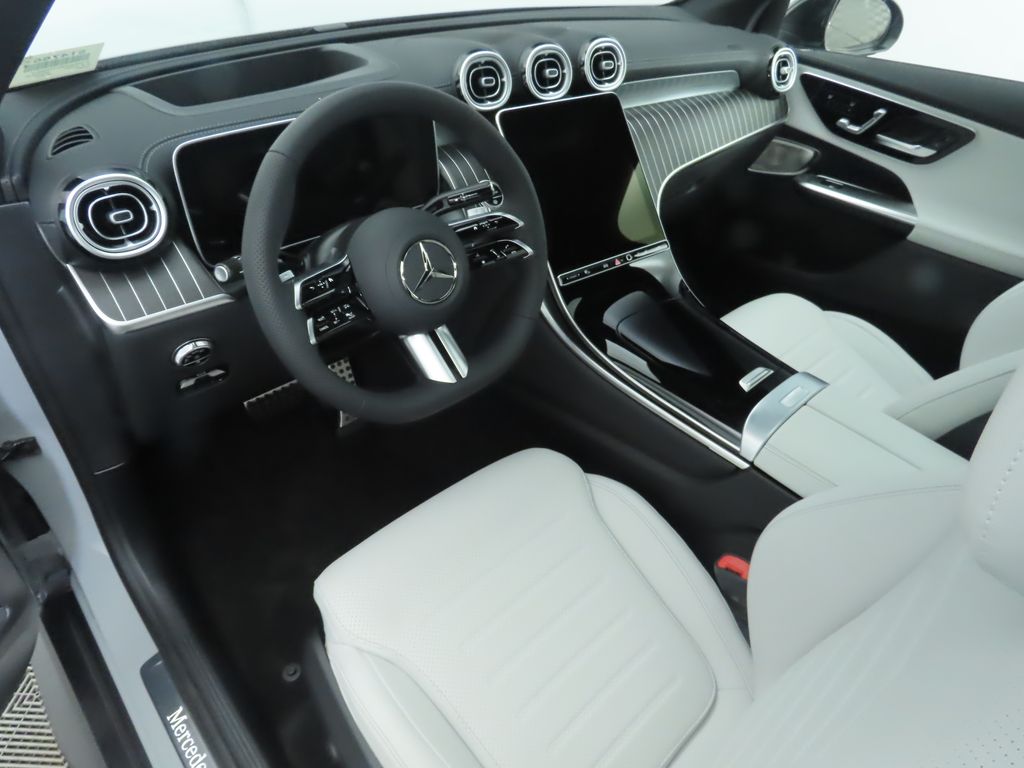 2026 Mercedes Benz GLC 300 4MATIC photo 9