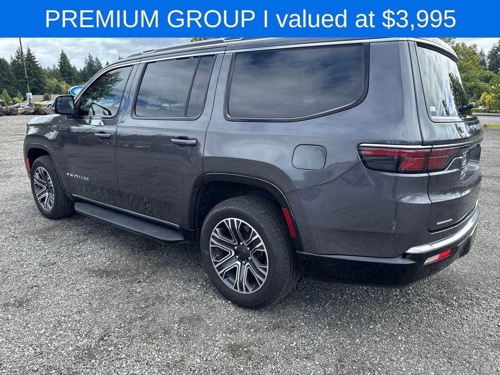 2023 Jeep Wagoneer Base photo 3