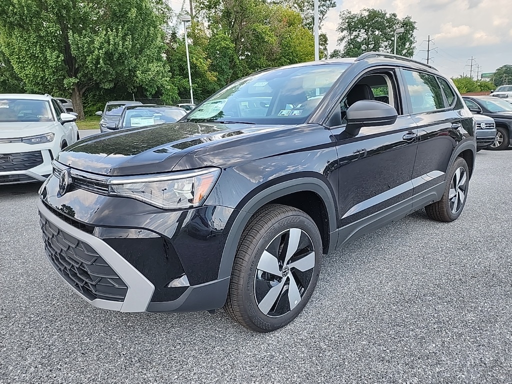 2025 Volkswagen Taos S's photo