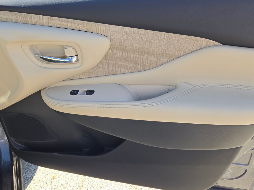 2024 Nissan Murano SL photo 4