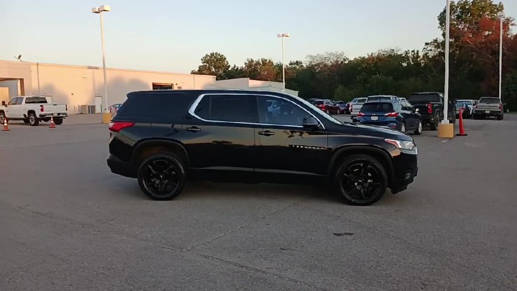 2020 Chevrolet Traverse LS photo 8
