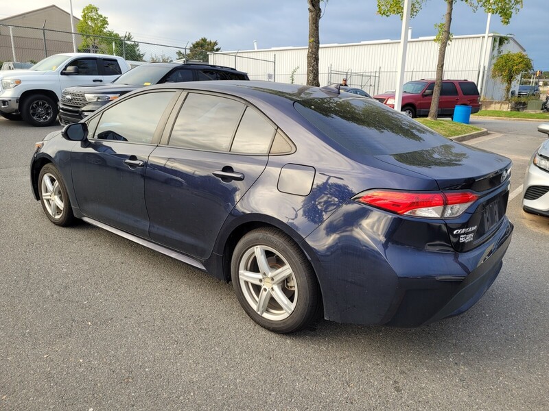 2021 Toyota Corolla LE photo 4