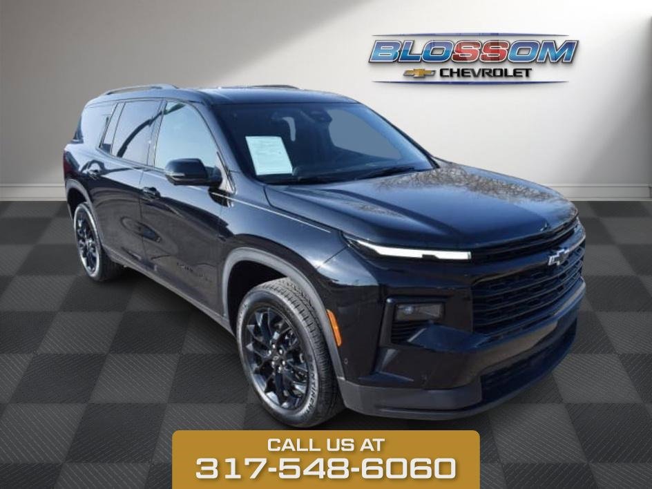 2025 Chevrolet Traverse LT's photo