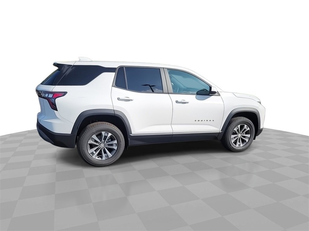 2026 Chevrolet Equinox LT photo 5