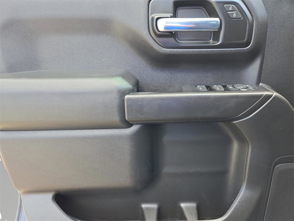 2020 Chevrolet Silverado 1500 Custom Trail Boss photo 13