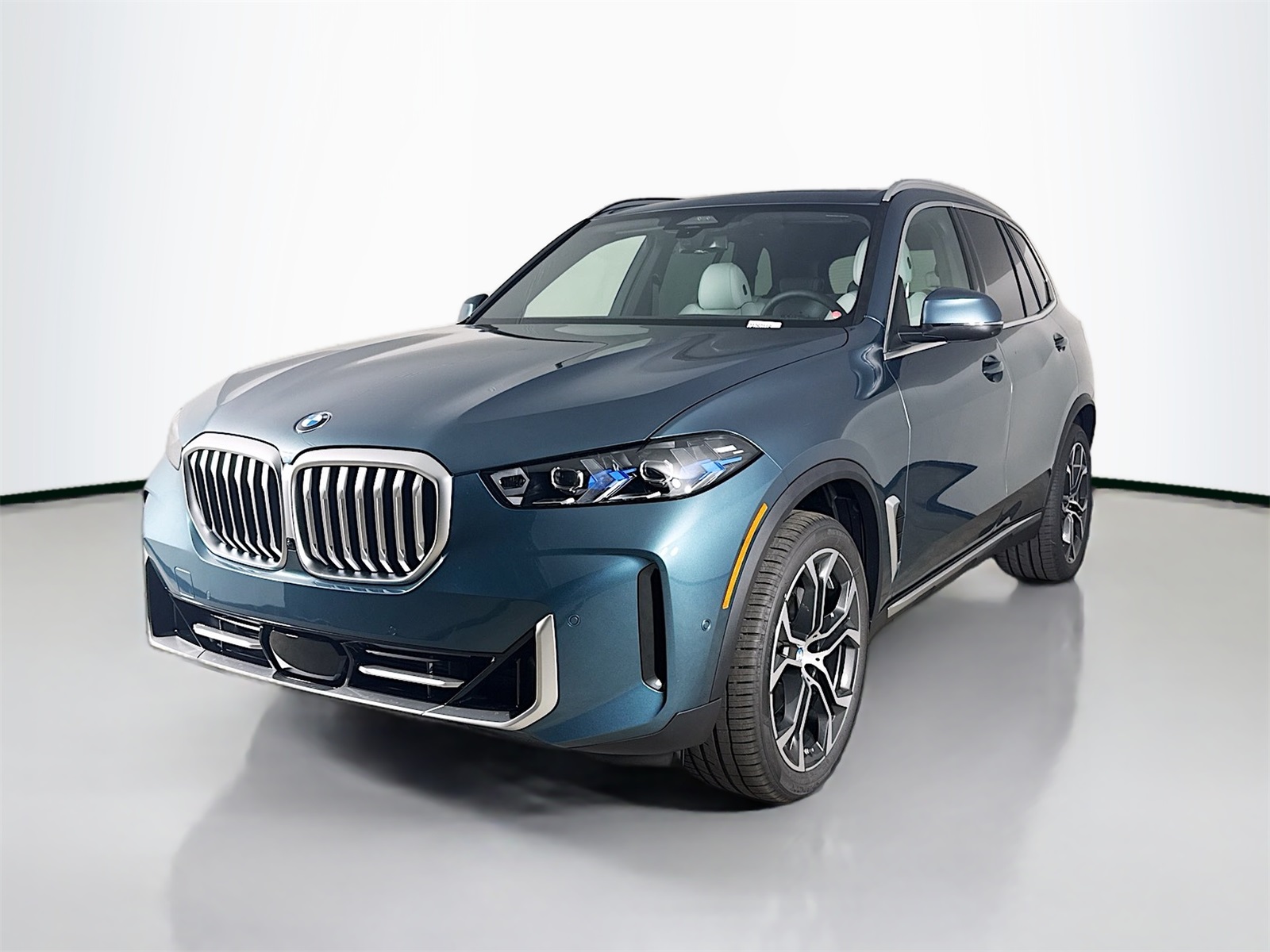 2026 Bmw X5 sDrive40i photo 3