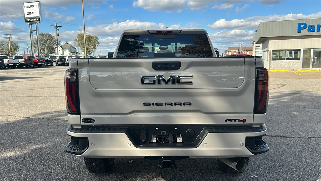 2026 Gmc Sierra 3500 HD AT4 photo 4