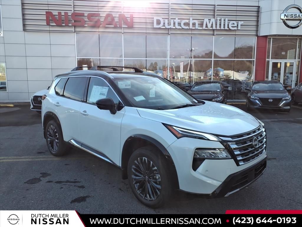 2026 Nissan Rogue Platinum's photo