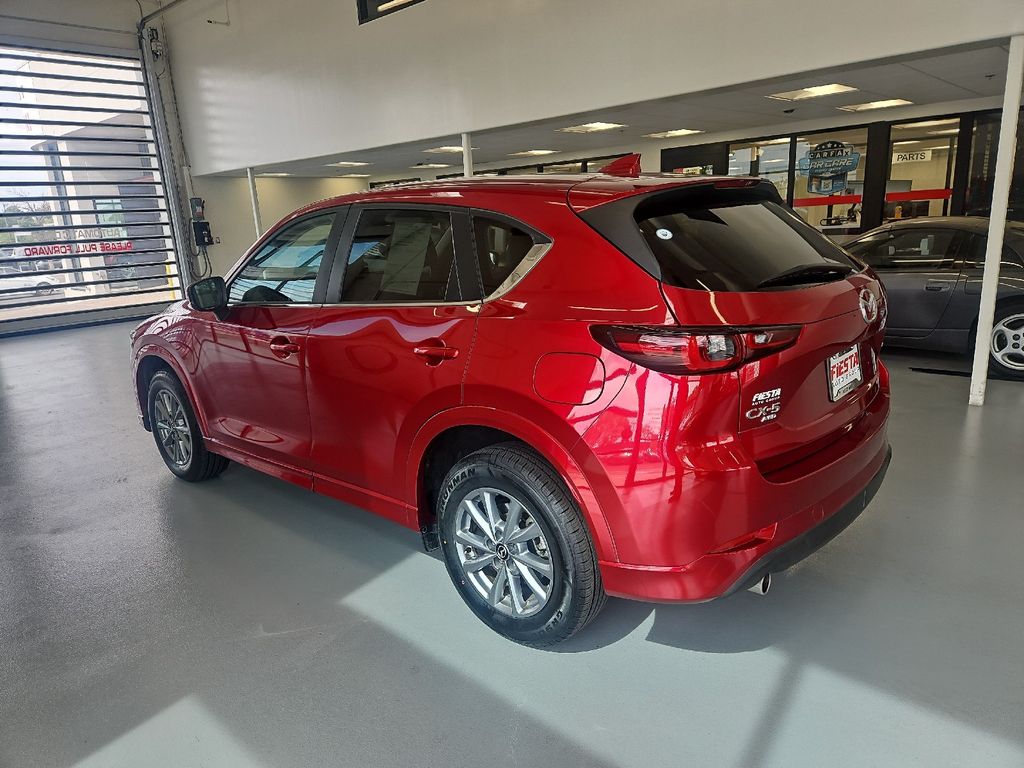2024 Mazda CX-5 2.5 S Preferred photo 6