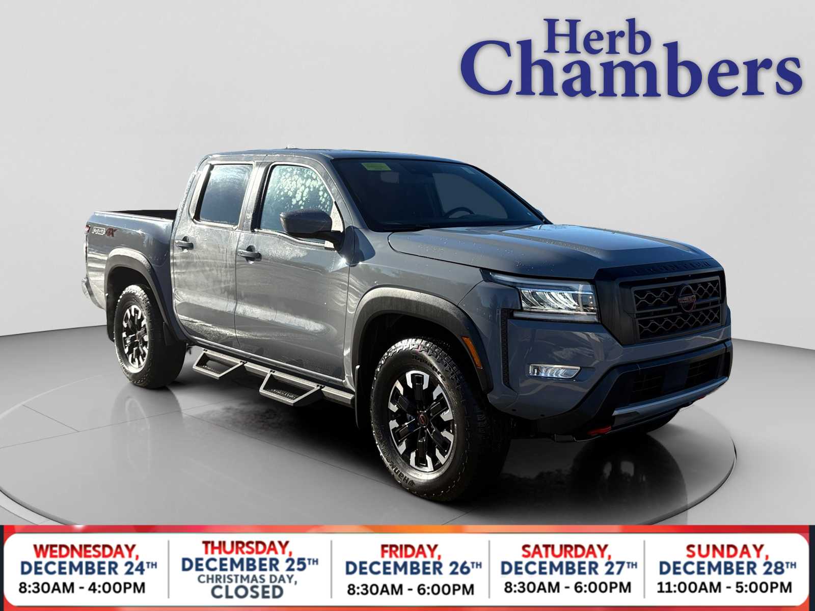 2023 Nissan Frontier PRO-4X's photo