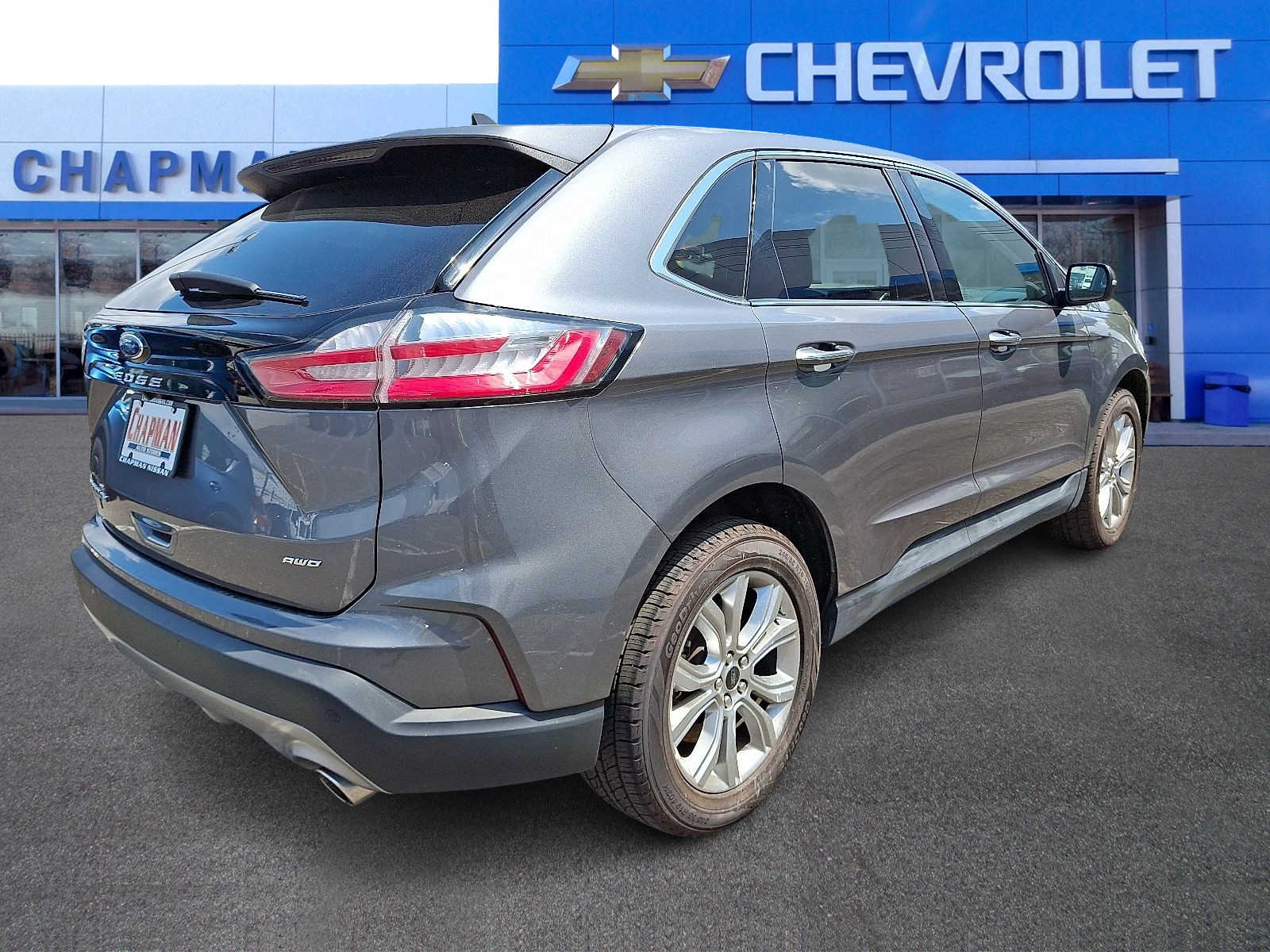 2024 Ford Edge Titanium photo 5