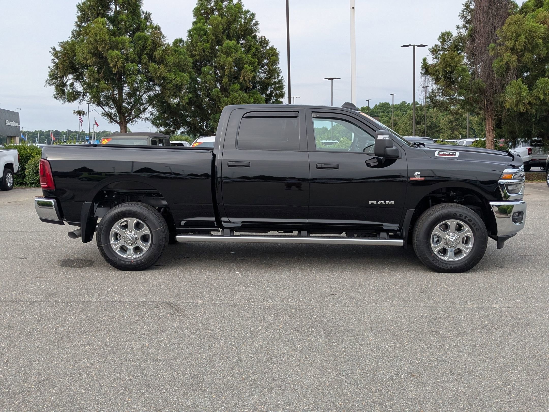 2025 Ram 2500 Big Horn photo 3