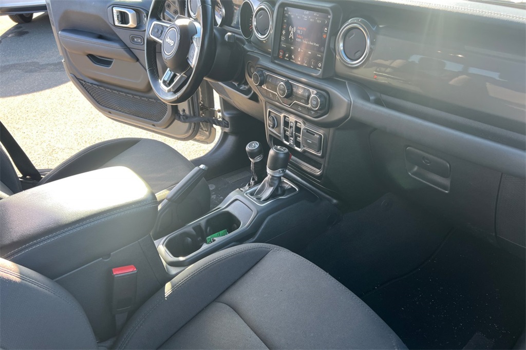 2022 Jeep Gladiator Overland photo 17